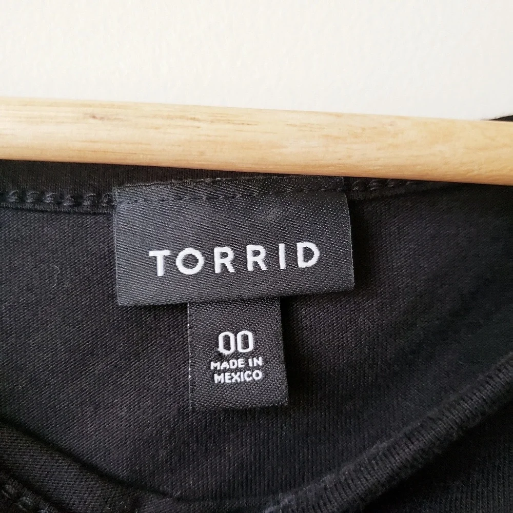 Torrid Black Ruffle Tee Plus Size 00 - Picture 6 of 8